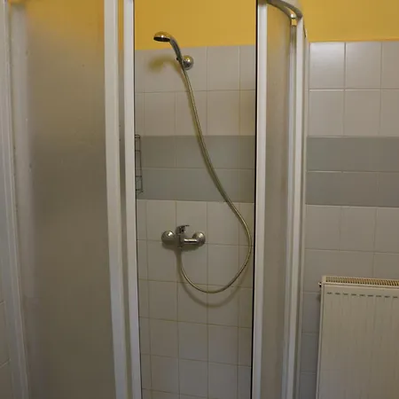 Vandrarhem Bernarda Bolzana Tábor